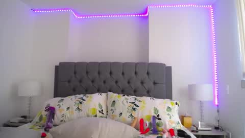 yourfieryangel_13 online show from November 22, 6:50 pm