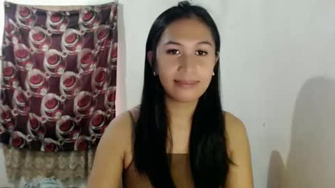 yourgirl_navixoxo online show from October 21, 11:08 pm