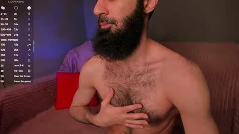 HAIRY wants to have a great time online show from August 9, 10:25 pm