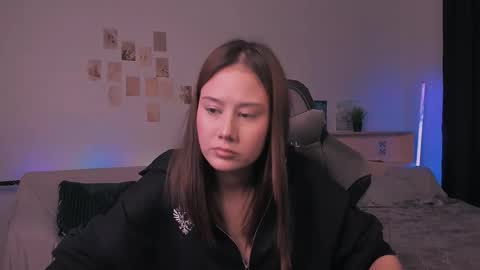 Nikol online show from October 18, 1:37 pm