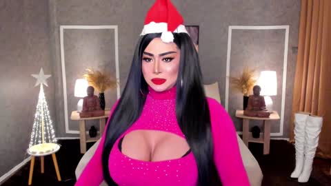 Snapshot of yourmassivecockcummer chatting on December 25, 3:06 pm Carla online show from December 25, 3:06 pm