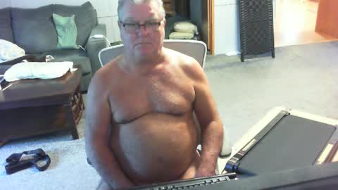 yourpoppi55 online show from July 8, 12:41 pm