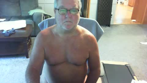 yourpoppi55 online show from July 12, 1:03 pm