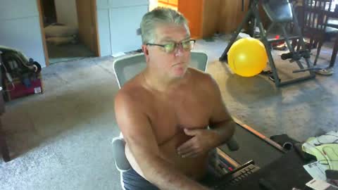 yourpoppi55 online show from June 30, 12:15 pm