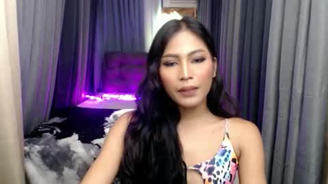 yourprettybella_ts online show from November 11, 11:40 pm
