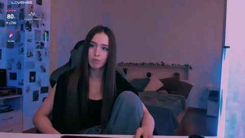 Snapshot of yourrdanceteacher chatting on October 26, 7:35 pm Eva online show from October 26, 7:35 pm