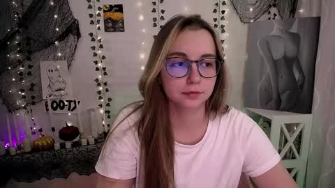 Happy online show from November 4, 8:04 am