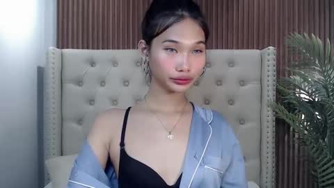 yoursluttyashxx online show from September 23, 11:26 am