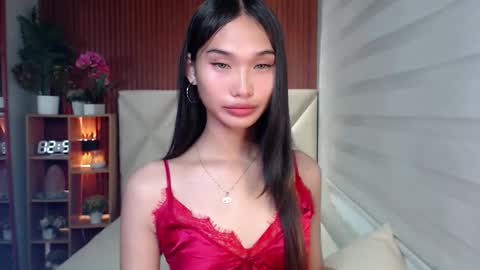 yoursluttyashxx online show from September 9, 5:57 pm