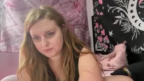 yourthickgingergoddess online show from November 17, 4:09 pm