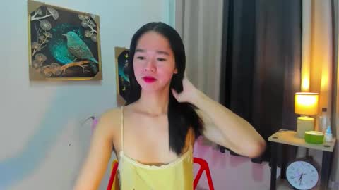 yourtinybunny online show from May 19, 10:11 am