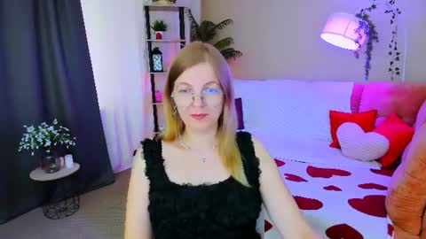 Alice online show from July 20, 10:50 am