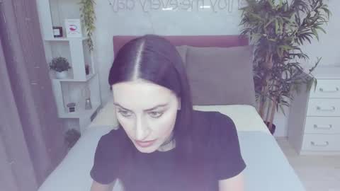 Helen online show from November 16, 6:54 pm