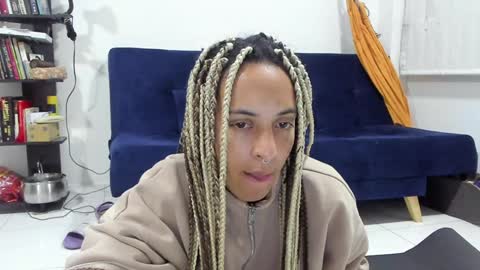 elizabeth  ju   online show from January 9, 12:46 am