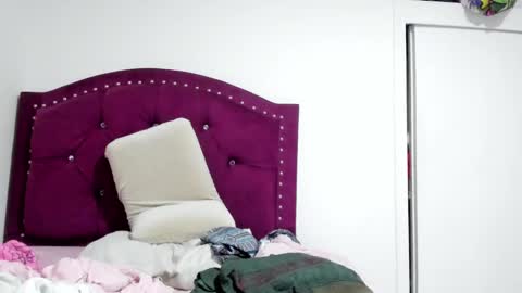 elizabeth  ju   online show from January 23, 2:44 am