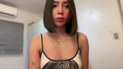 YowgineTheGreat online show from April 16, 10:04 am