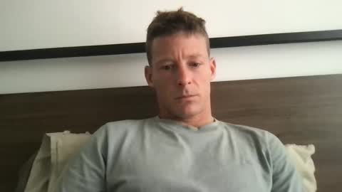 yoyoyo1221 online show from October 13, 12:56 am