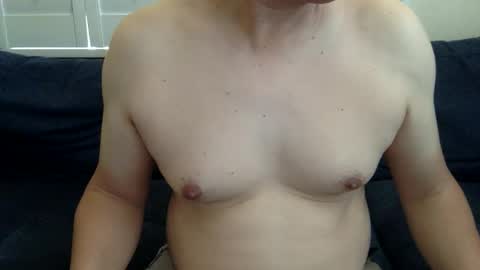yque online show from June 1, 5:36 pm