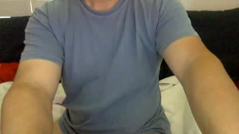 yque online show from July 6, 3:36 pm