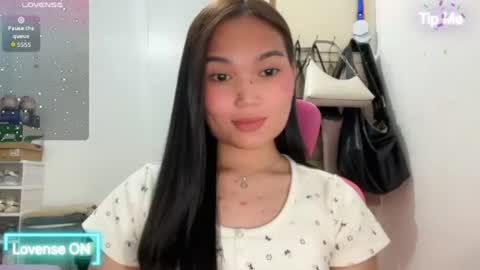 yrdrmgrl_jennie26 online show from June 29, 6:18 pm