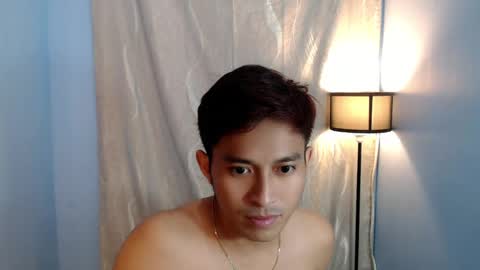 ytleo online show from July 25, 5:49 am
