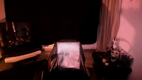 Yue Eclipsa online show from February 3, 3:59 am