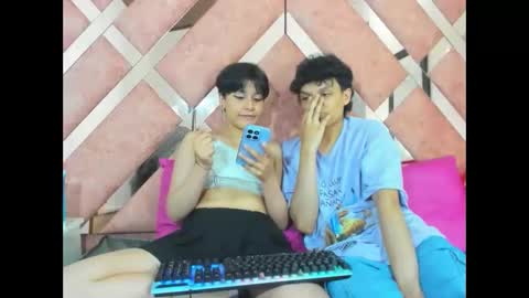 Yui  Rin online show from December 5, 3:17 am