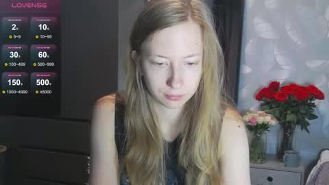 yuki_bloom online show from October 20, 7:46 am