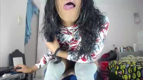 yuliana_foxy online show from February 7, 4:04 am