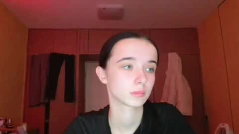 Yuliia online show from December 18, 9:26 am