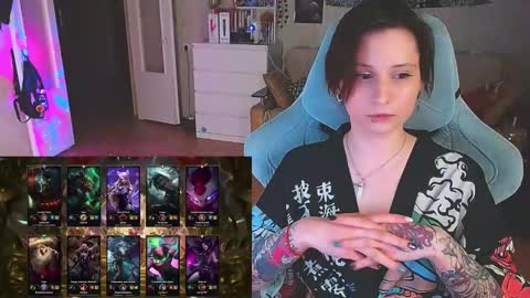 Kris online show from February 12, 7:24 pm