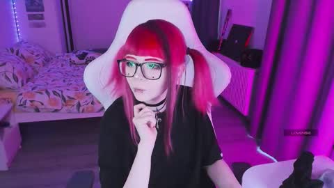 Yumi 3 online show from December 22, 8:54 am