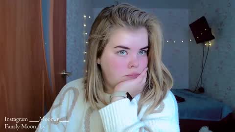 Snapshot of yumm_lolly chatting on December 19, 10:34 am Polly online show from December 19, 10:34 am
