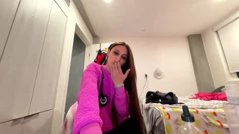 BbyTSSLut online show from November 12, 4:04 am