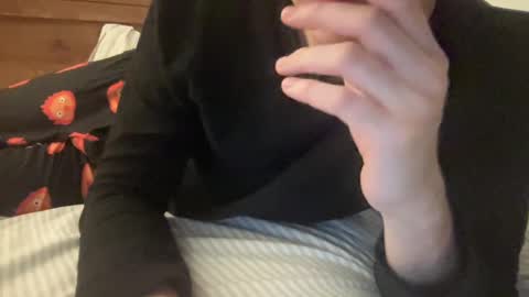 yungwolf69 online show from September 25, 5:14 am