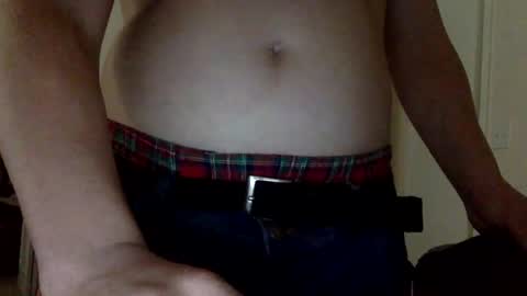 yupppppppp online show from February 10, 7:49 pm