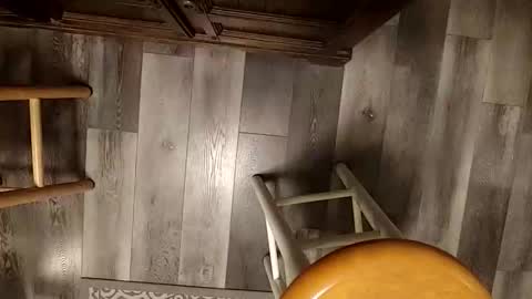 yupthatshim online show from November 3, 7:09 am