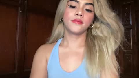 Miss Cali online show from April 1, 9:12 pm