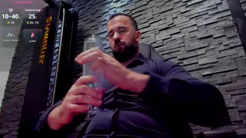 David online show from March 8, 4:00 pm