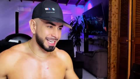 Zac  Jhordan online show from December 22, 2:16 pm