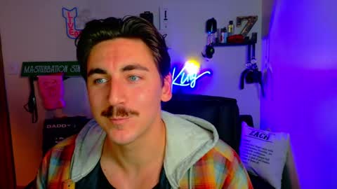 Zach Rhyder online show from November 16, 2:13 am