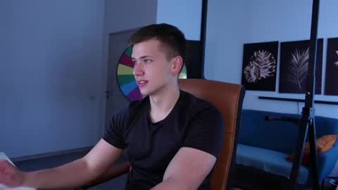 ZACK GILLIAN online show from May 24, 4:24 pm