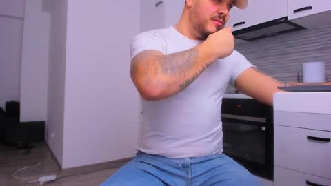 Zack online show from February 15, 2:14 am