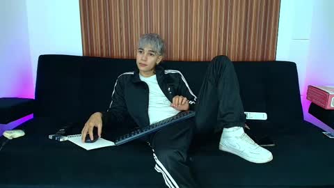 zack online show from March 7, 8:00 pm