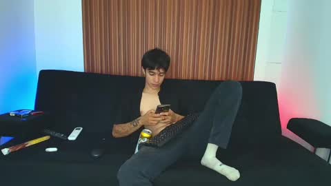 zack online show from February 18, 12:37 am