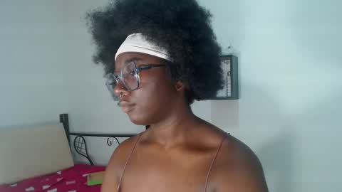 Snapshot of zahhysims chatting on February 23, 4:13 pm zahhy online show from February 23, 4:13 pm