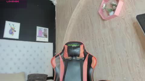 zahra_nur online show from July 3, 11:59 am
