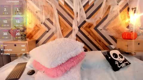 Zaira  online show from November 1, 9:58 pm