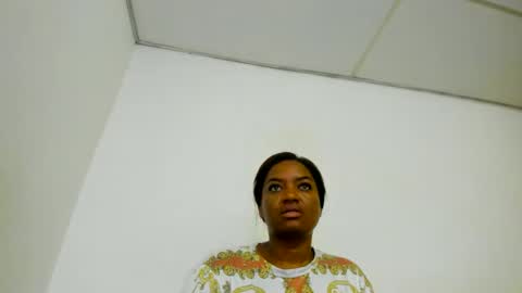 Snapshot of zamara__ chatting on March 8, 11:37 am Zamara online show from March 8, 11:37 am