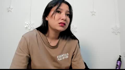 zammii69 online show from August 3, 8:59 pm